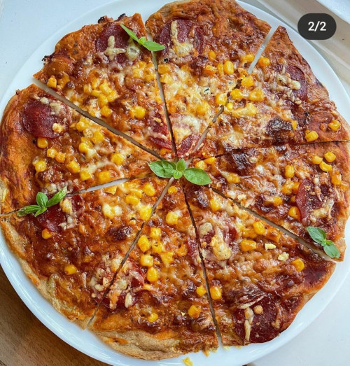Teljes kiörlésű tönkölyös pizza